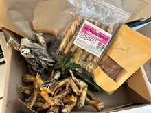 Load image into Gallery viewer, Monthly Subscription box