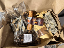 Load image into Gallery viewer, Monthly Subscription box